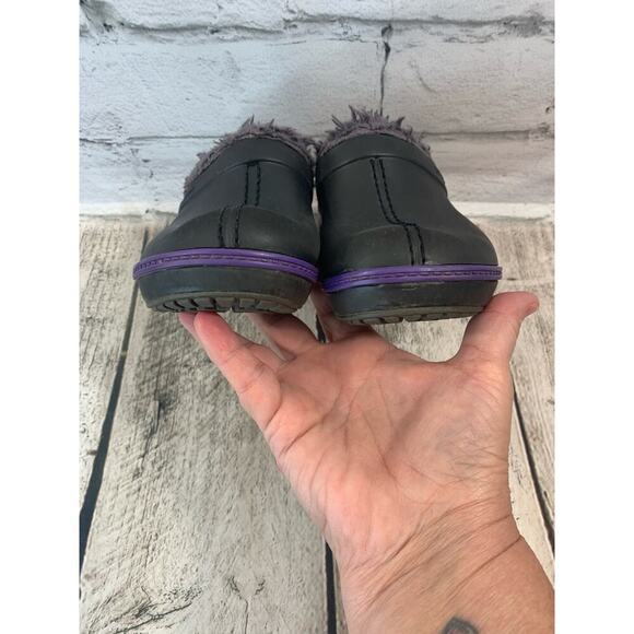 CROCS Girl’s Platform Fur Lined Clogs / Size: C10 - Picture 7 of 8